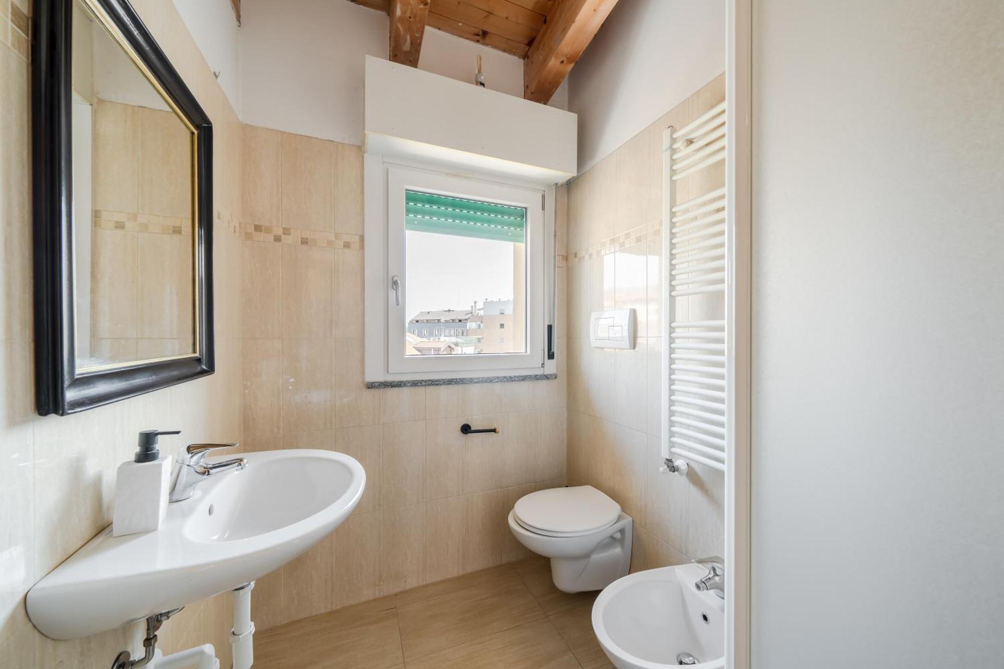 Porto Di Mare Bilo & Mono Milano